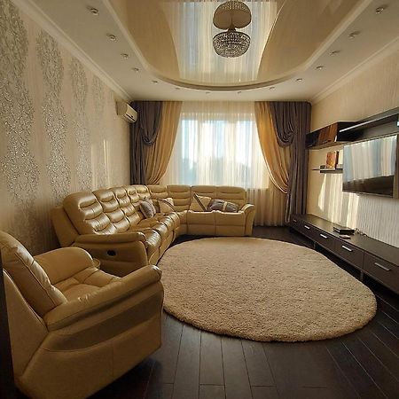 Просторі Апартаменти Kiew Exterior foto
