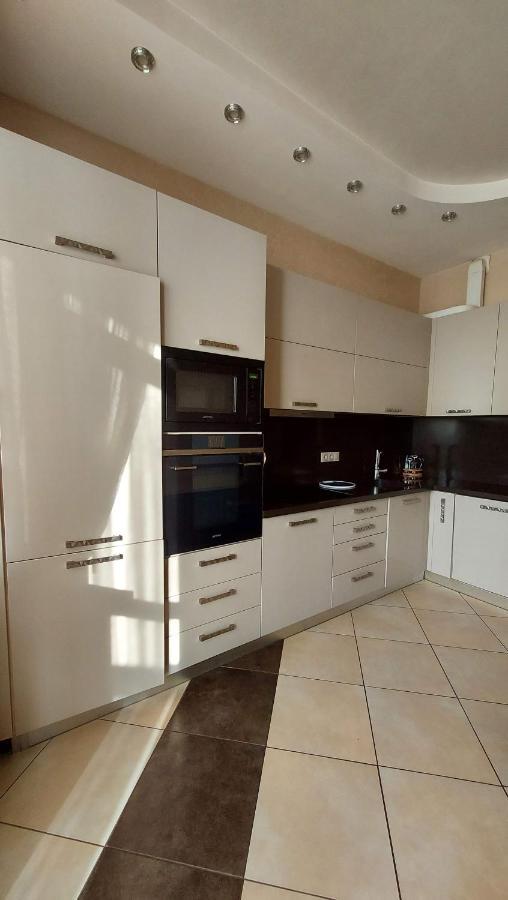 Просторі Апартаменти Kiew Exterior foto