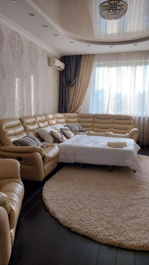 Просторі Апартаменти Kiew Exterior foto